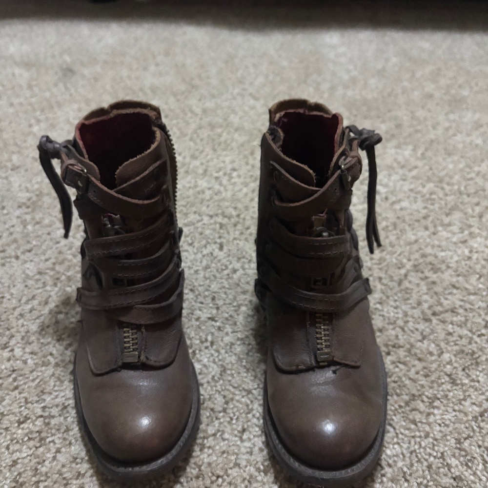 NEW FREEBIRD BOOTS - LIMERICK - SIZE 5 - BROWN